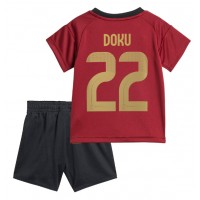 Camiseta Bélgica Jeremy Doku #22 Primera Equipación Replica Eurocopa 2024 para niños mangas cortas (+ Pantalones cortos)